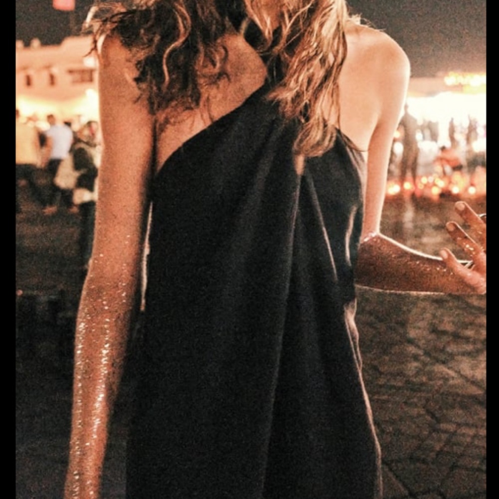 Zara limited edition fringe linen backless dress you cannot miss - Picture 2 of 11